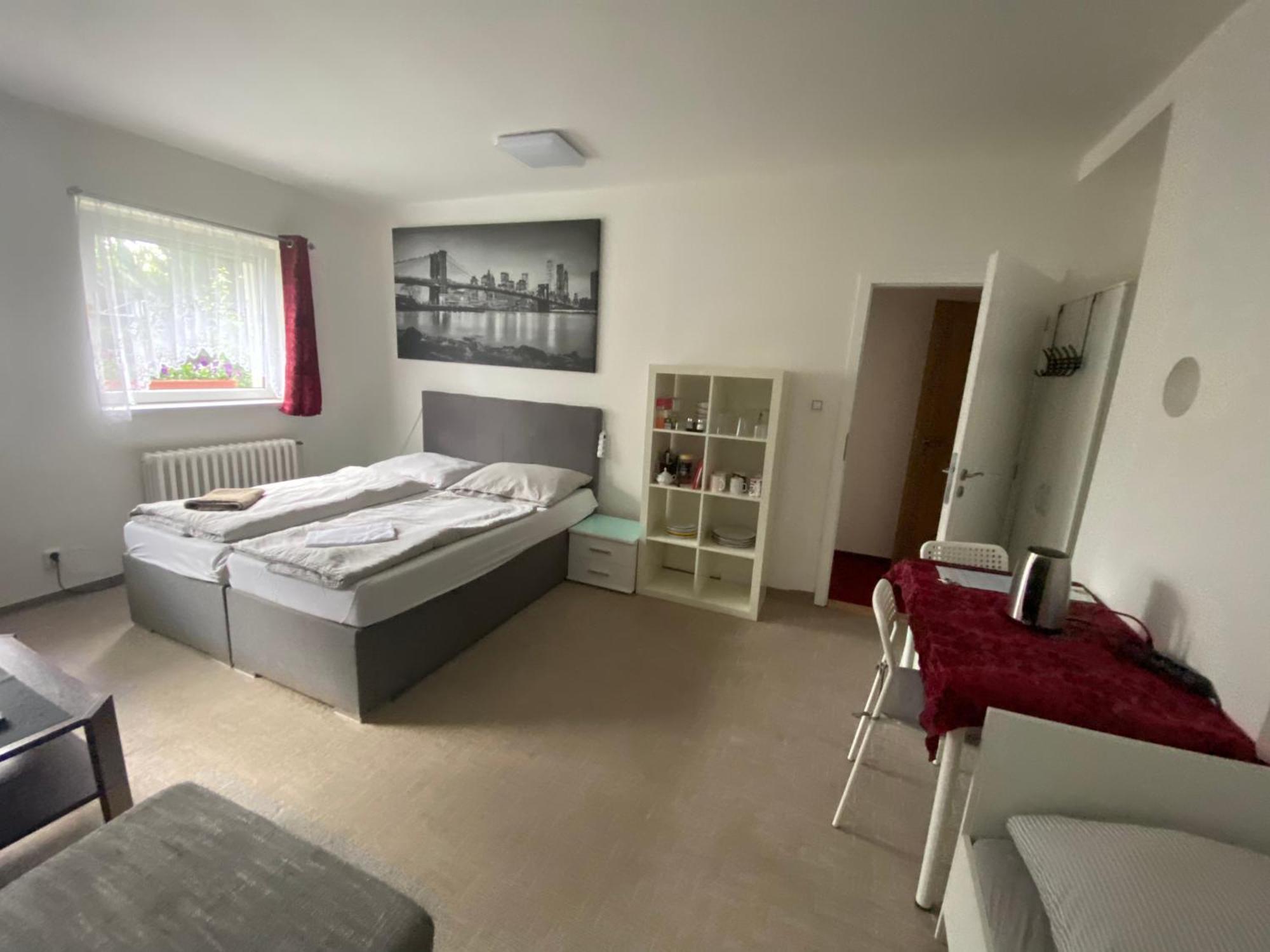 Homestay U Hanky Zdiby Exteriör bild